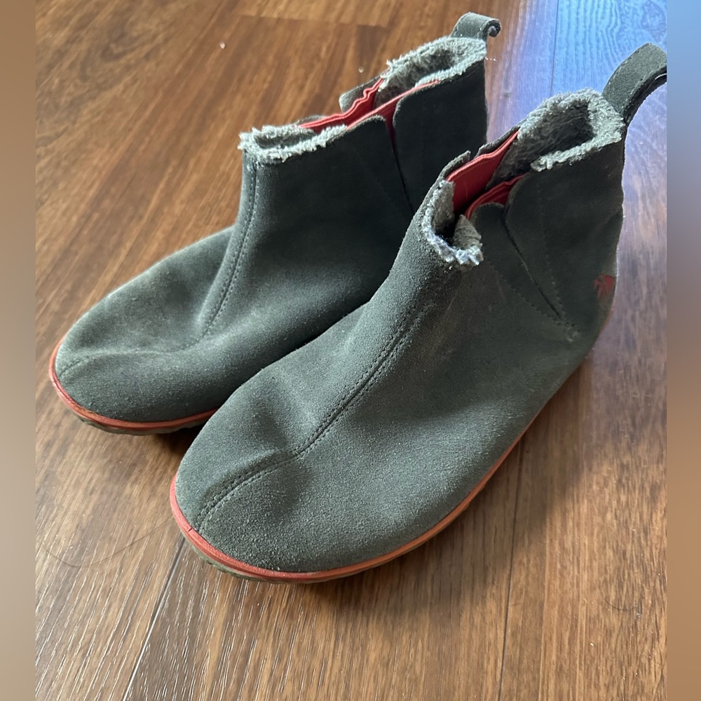 LL Bean Suede Ankle Gray Boots Sz 8